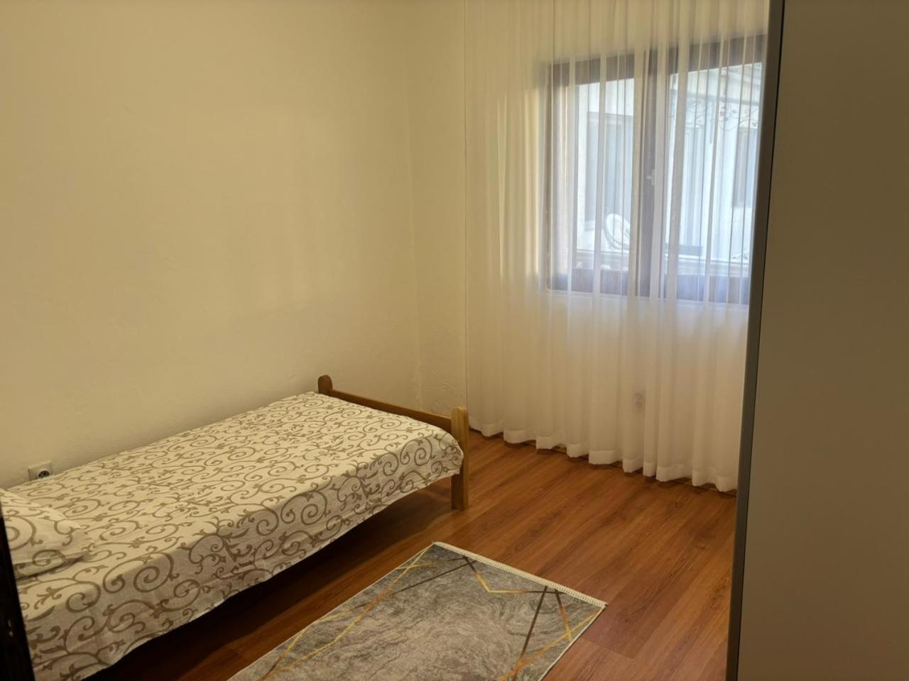 Hillside Vista Apartments Tivat Exterior photo